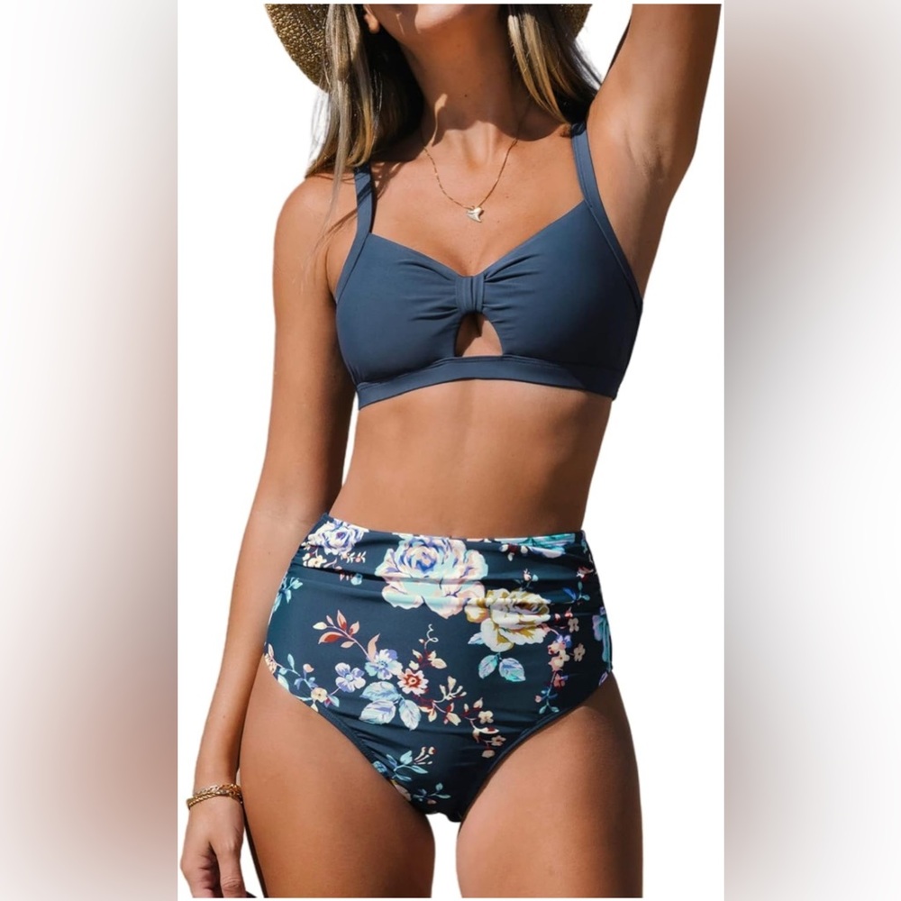 CUPSHE NWT Navy Bikini Two Piece Cut Out & Knot Top Floral Shirred Bottom sz S